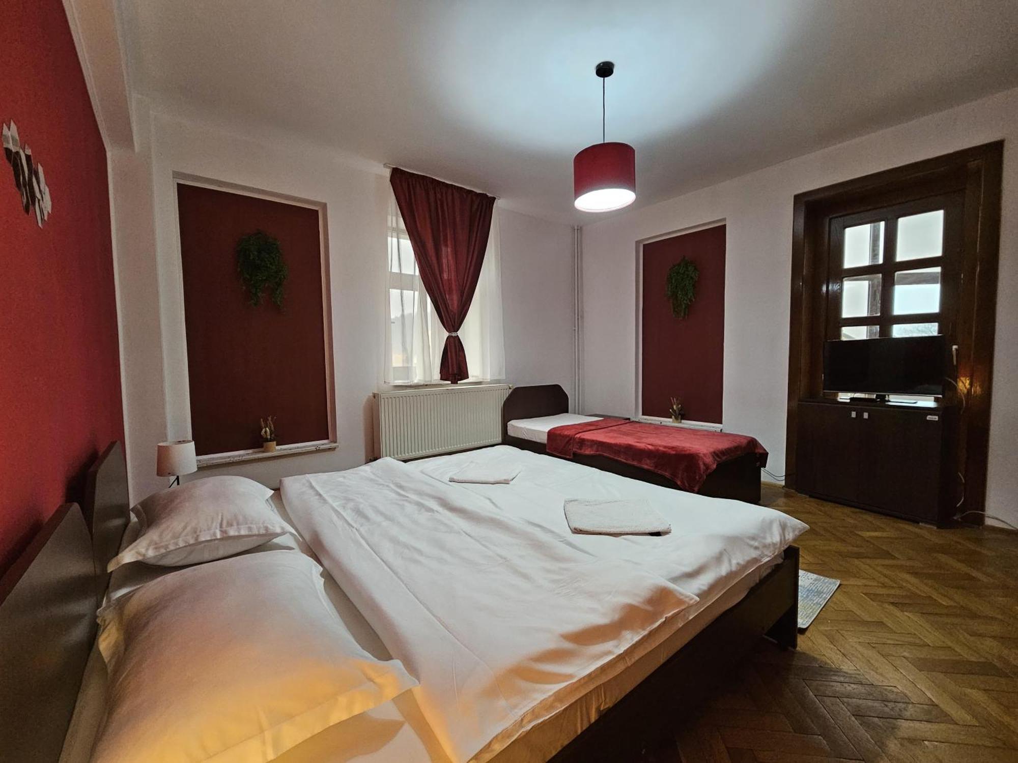 Apartment Zarnesti City Centre Vmp Free Parking المظهر الخارجي الصورة